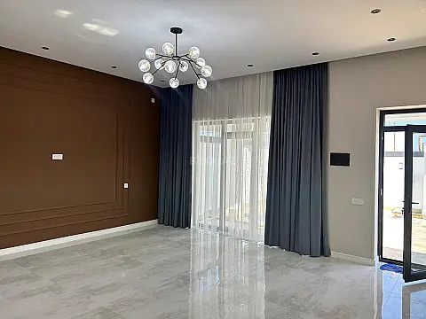 Satılır 4 otaqlı həyət evi 140 m²