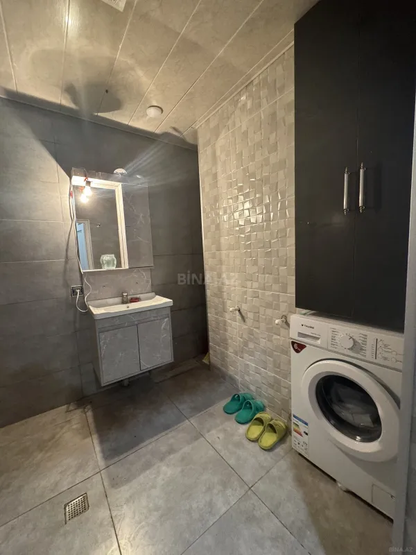 Satılır 2 otaqlı mənzil 62 m²