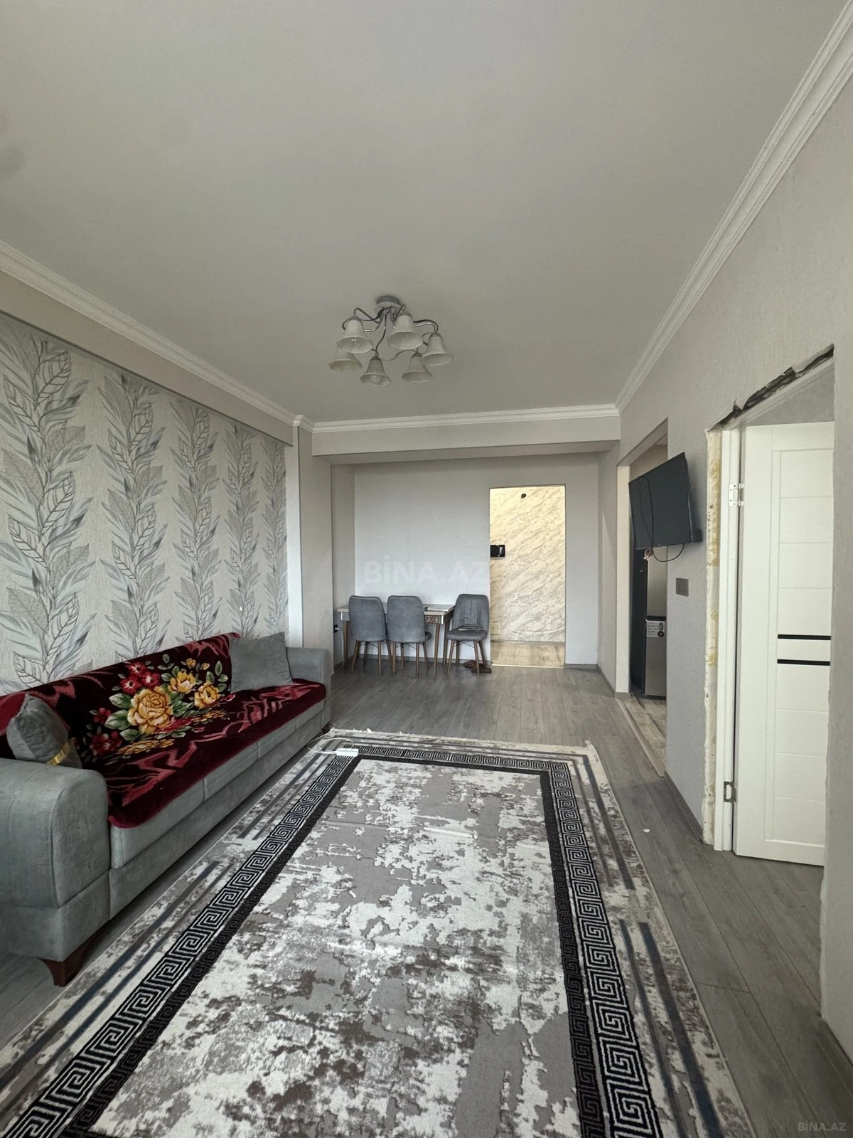 Satılır 2 otaqlı mənzil 62 m²