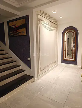 Satılır 5 otaqlı mənzil 380 m²