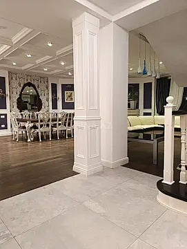 Satılır 5 otaqlı mənzil 380 m²