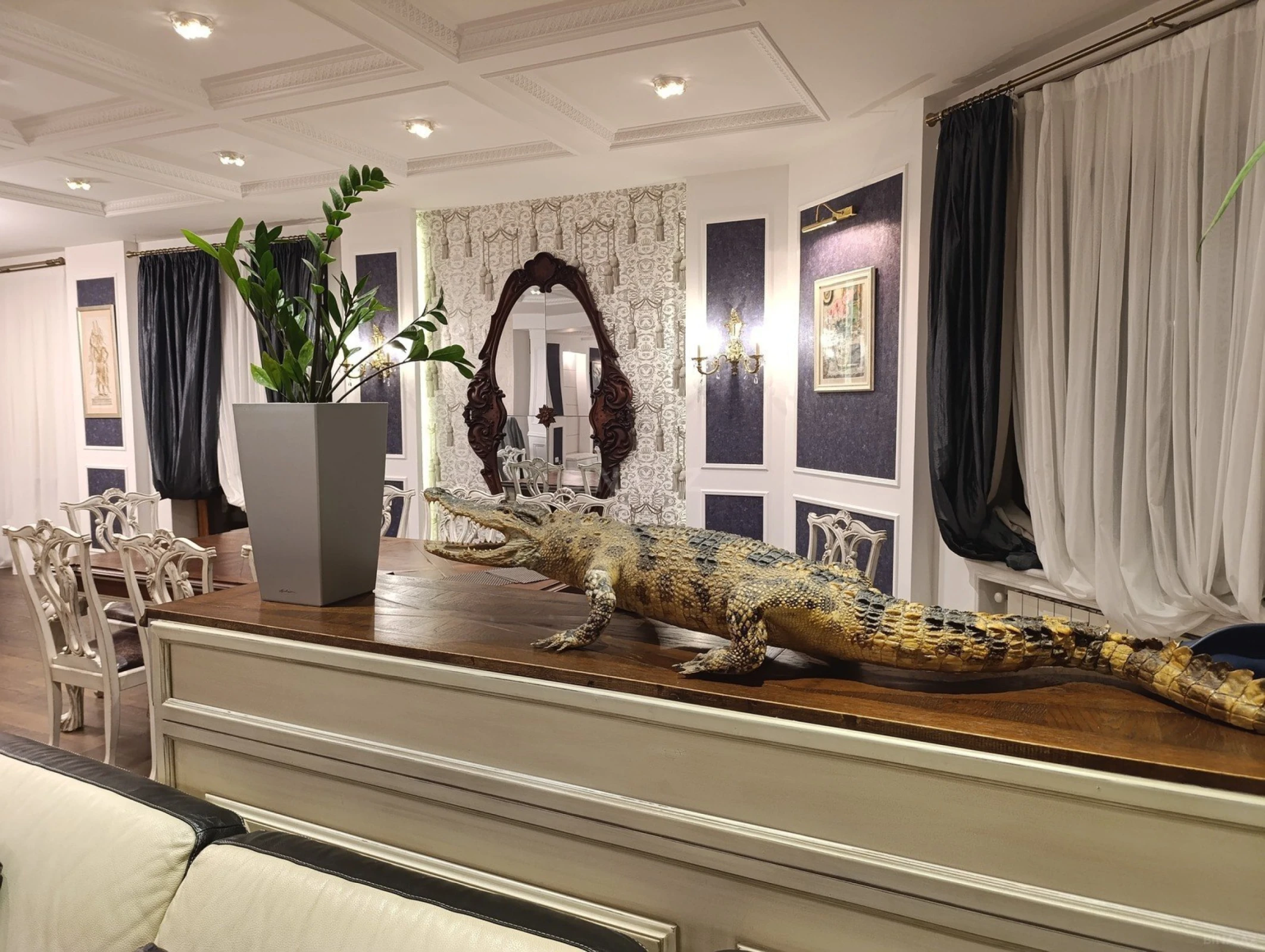 Satılır 5 otaqlı mənzil 380 m²