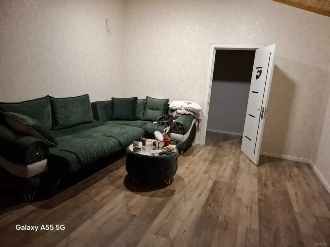 Satılır 2 otaqlı mənzil 70 m²