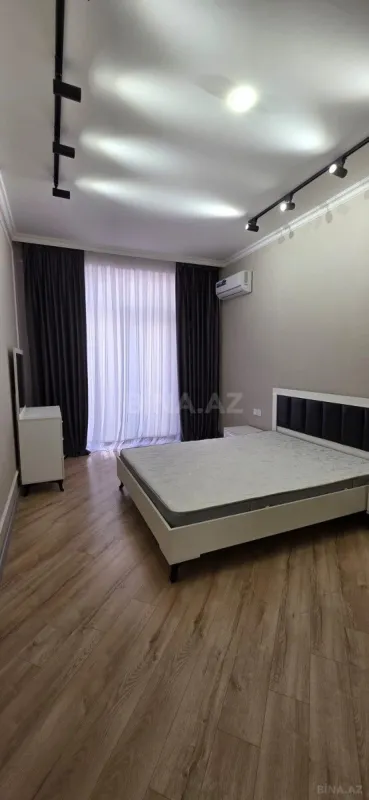 Kirayə verilir 2 otaqlı mənzil 90 m²