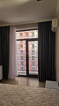 Kirayə verilir 2 otaqlı mənzil 90 m²