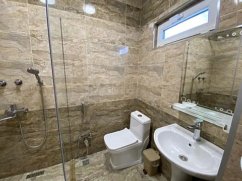 Kirayə verilir 2 otaqlı həyət evi 75 m²