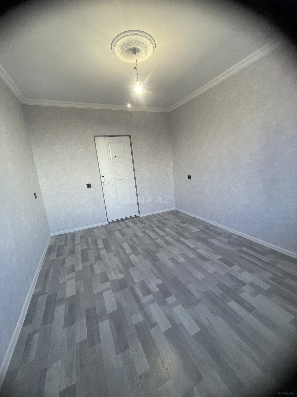 Satılır 2 otaqlı mənzil 30 m²