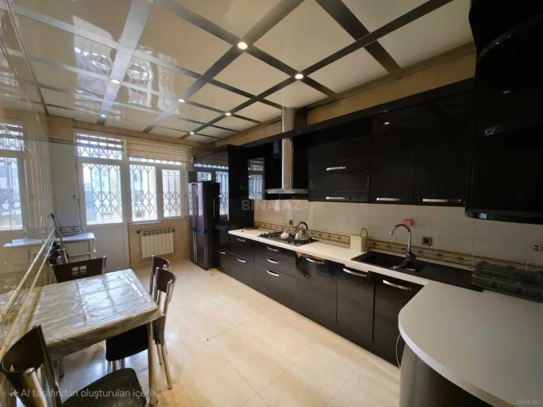 Kirayə verilir 3 otaqlı mənzil 195 m²