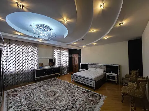 Kirayə verilir 3 otaqlı mənzil 195 m²