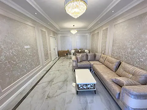 Kirayə verilir 2 otaqlı mənzil 120 m²
