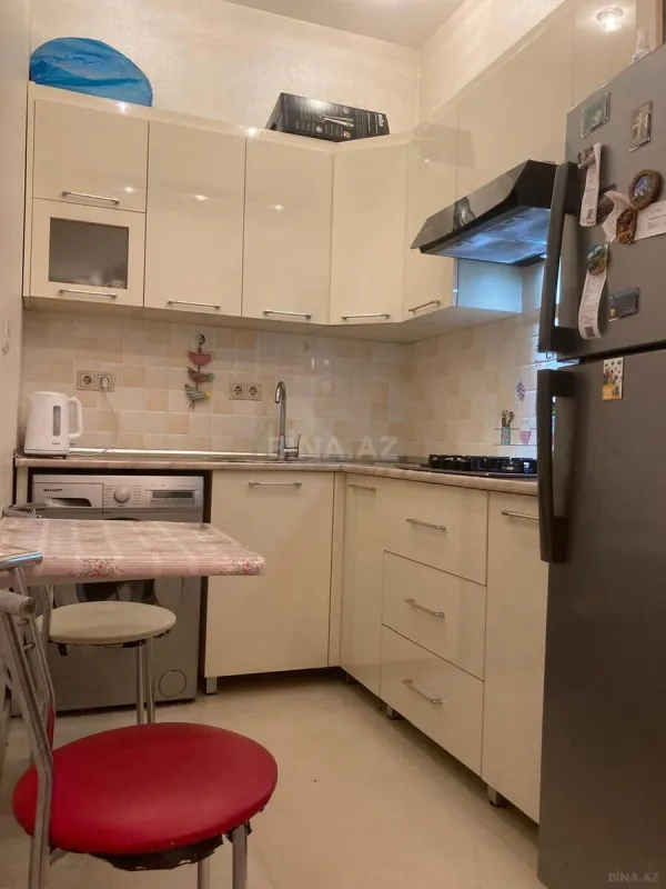 Kirayə verilir 2 otaqlı mənzil 53 m²