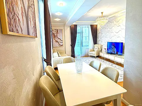 Satılır 3 otaqlı mənzil 91 m²