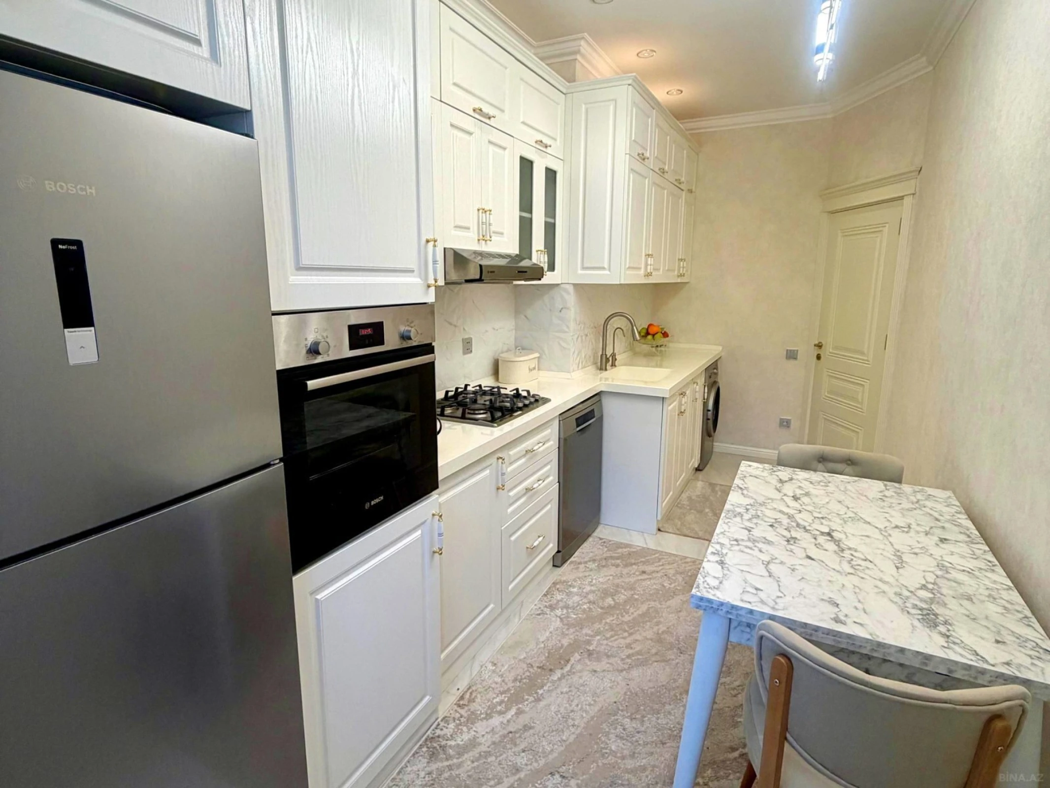 Satılır 3 otaqlı mənzil 91 m²