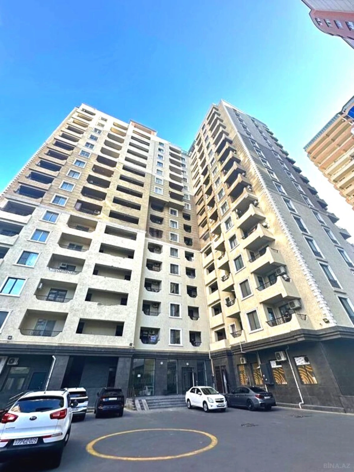 Satılır 3 otaqlı mənzil 91 m²