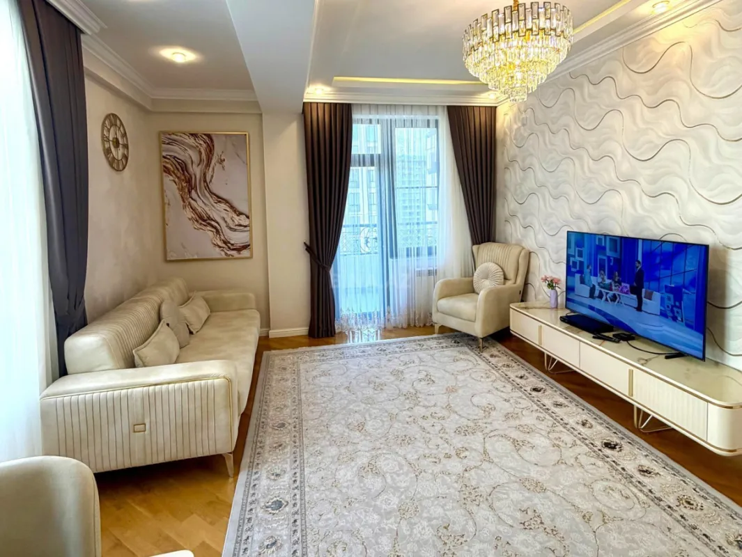 Satılır 3 otaqlı mənzil 91 m²
