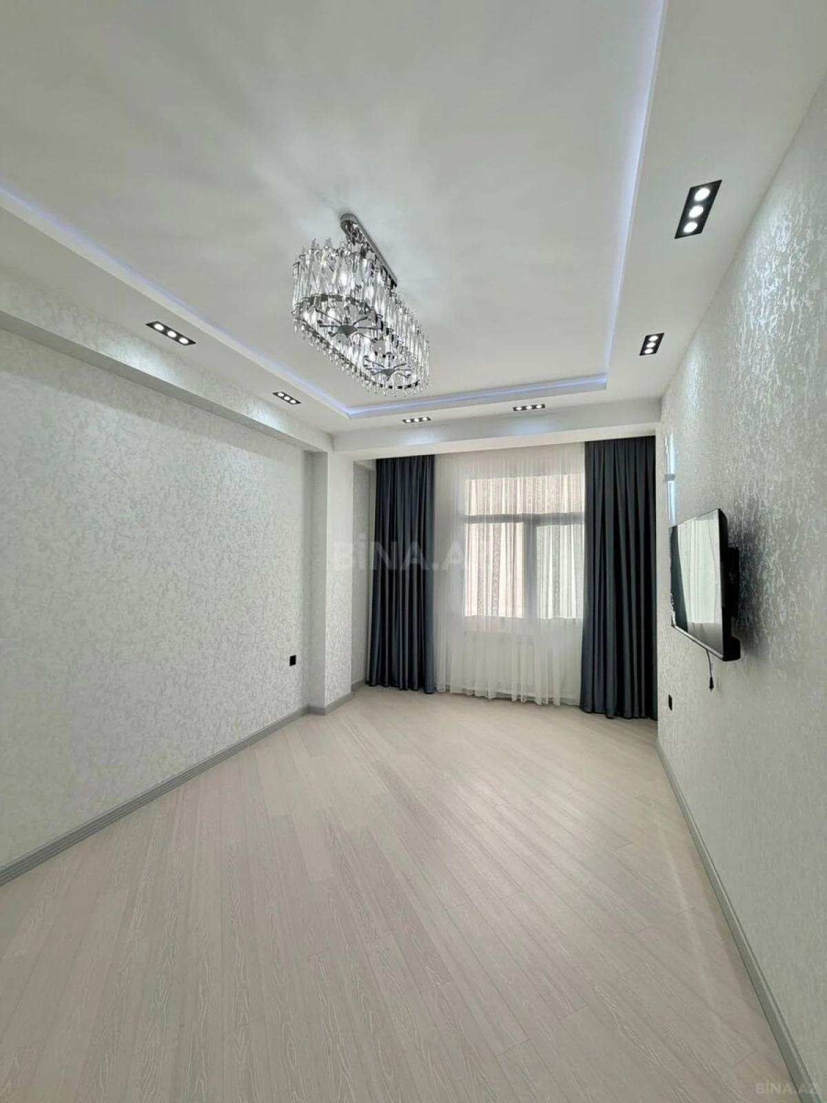Satılır 2 otaqlı mənzil 52 m²