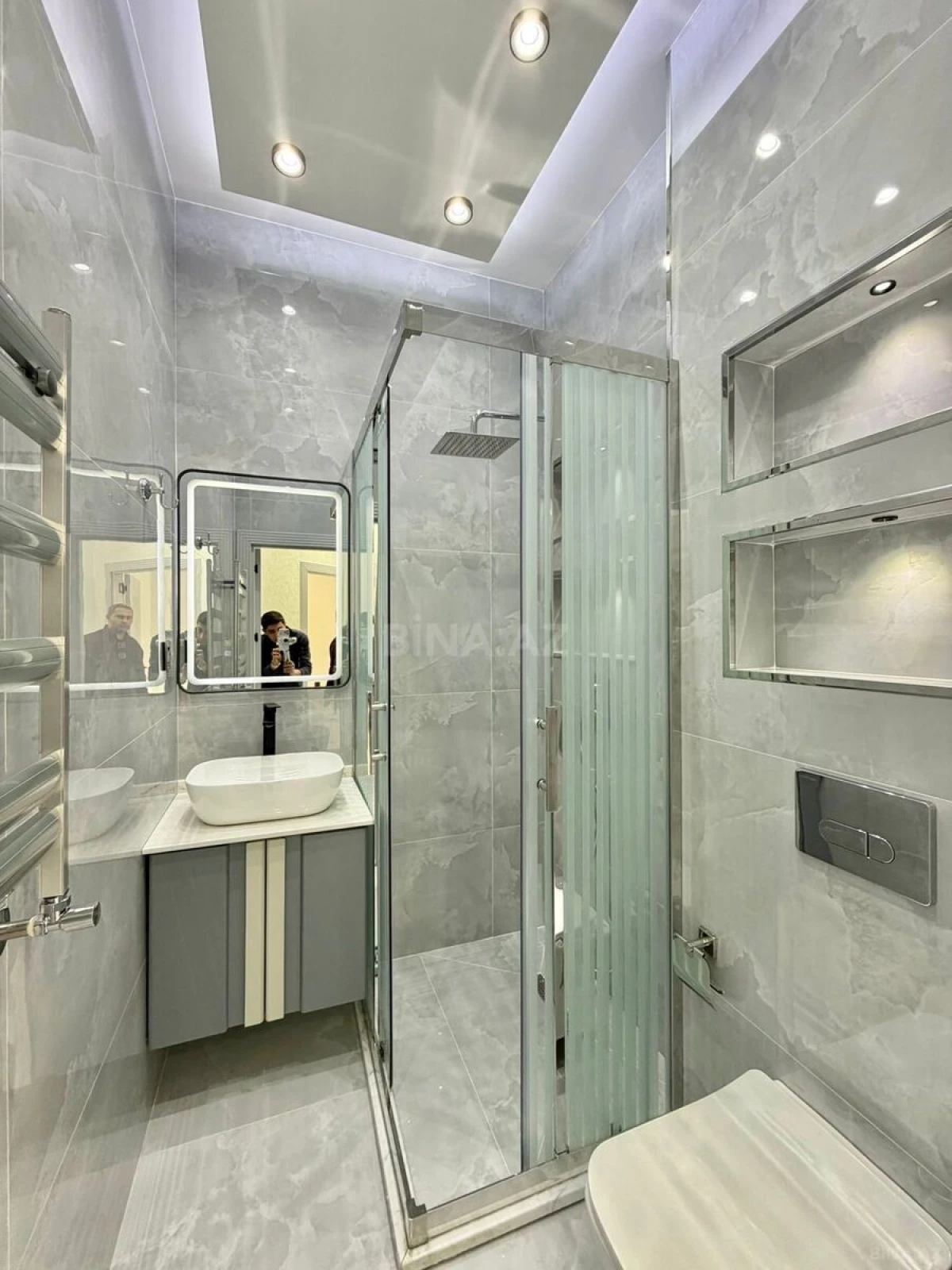 Satılır 2 otaqlı mənzil 52 m²
