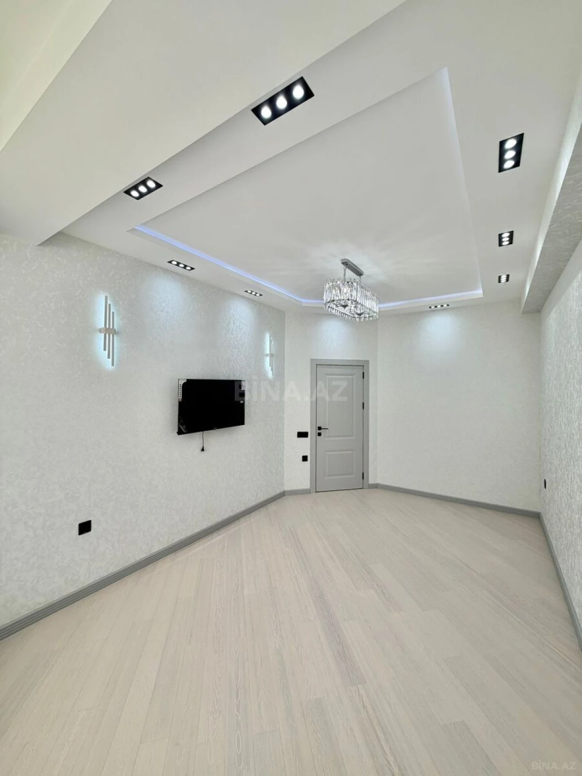 Satılır 2 otaqlı mənzil 52 m²