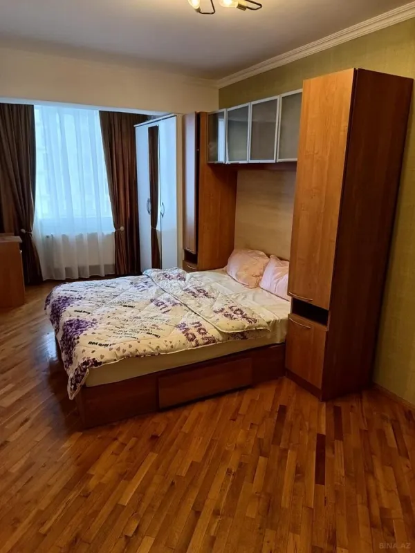 Kirayə verilir 3 otaqlı mənzil 90 m²