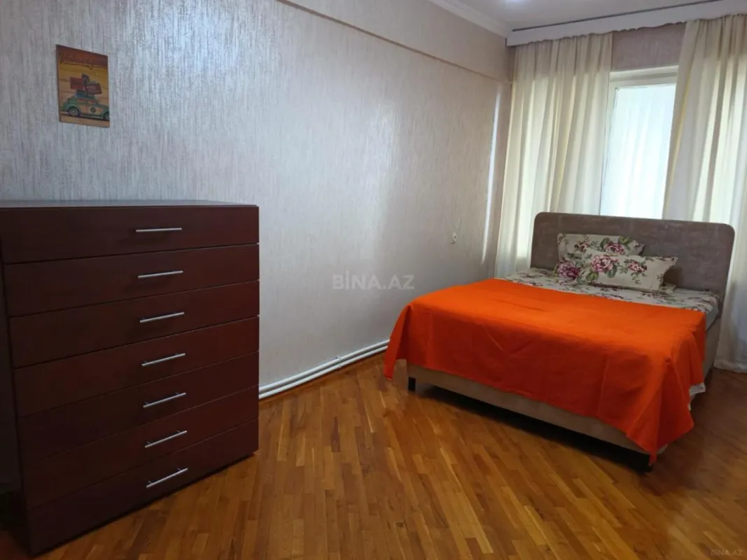 Kirayə verilir 3 otaqlı mənzil 90 m²