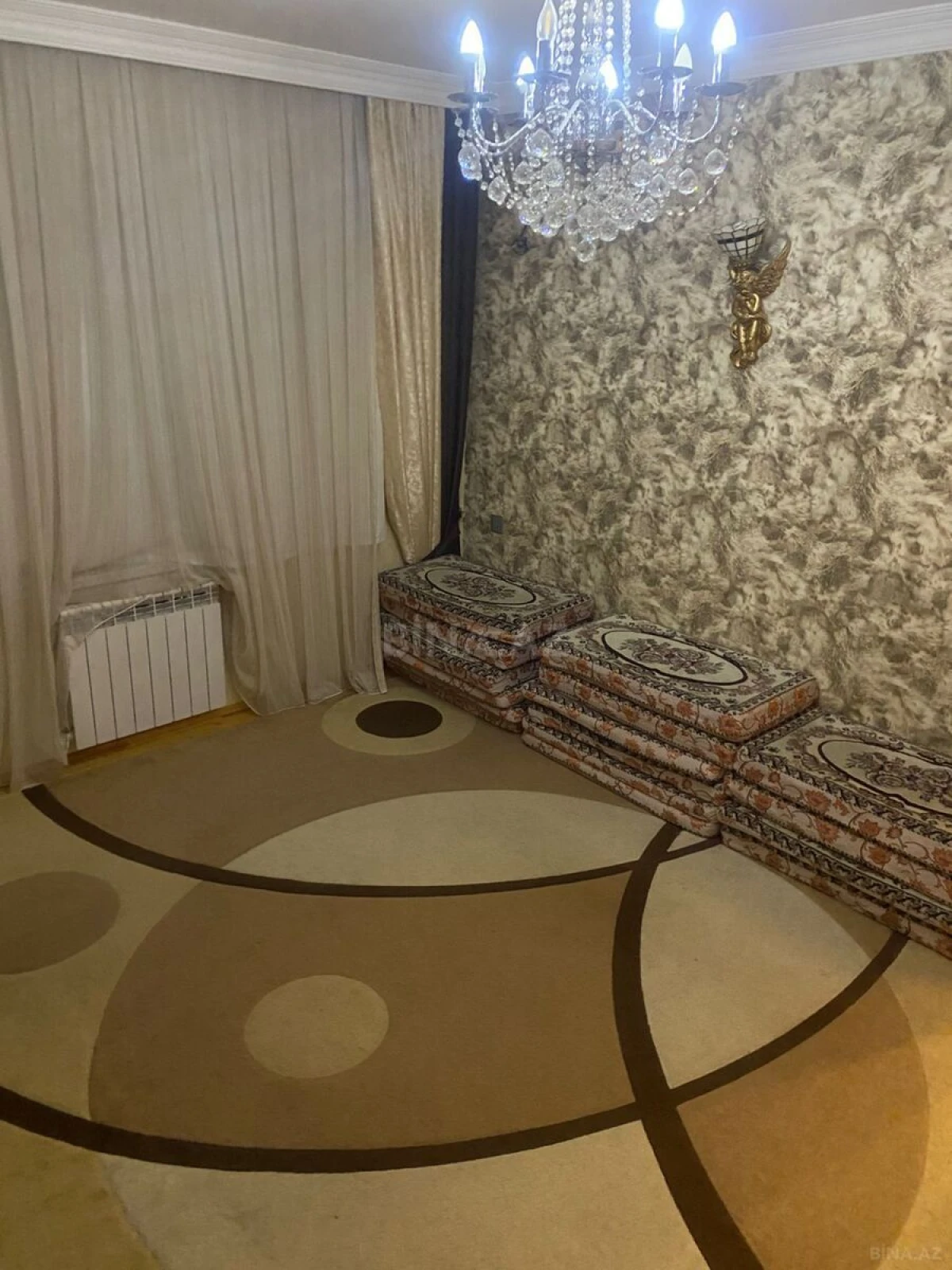 Satılır 4 otaqlı mənzil 88 m²