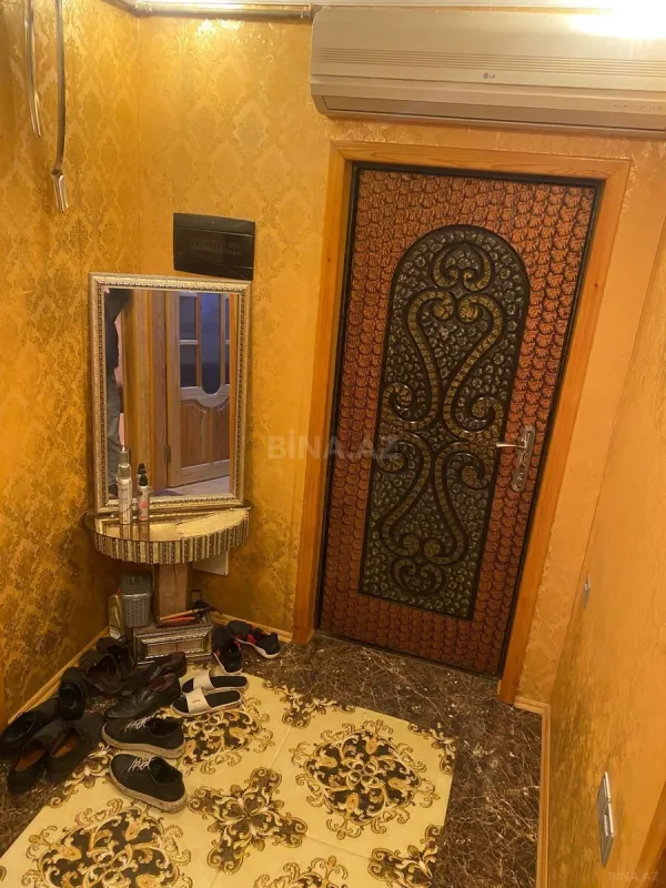 Satılır 4 otaqlı mənzil 88 m²