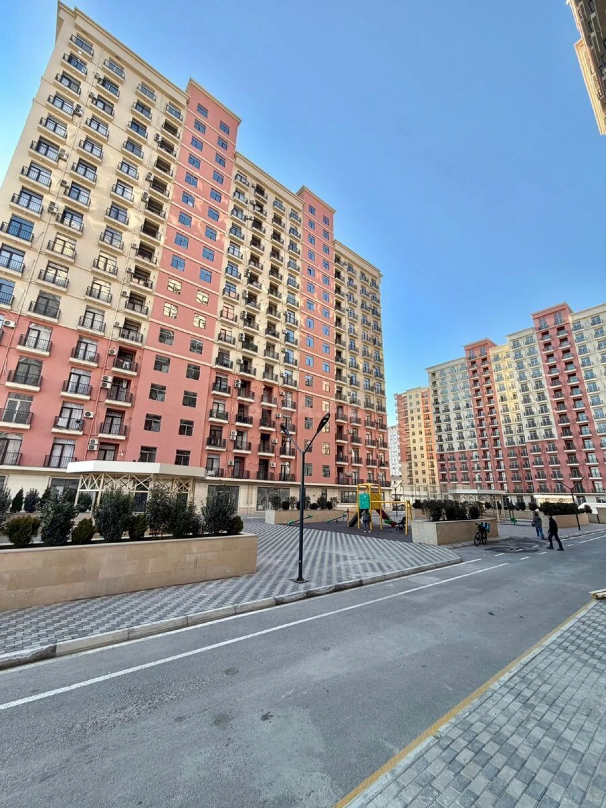 Satılır 2 otaqlı mənzil 52 m²