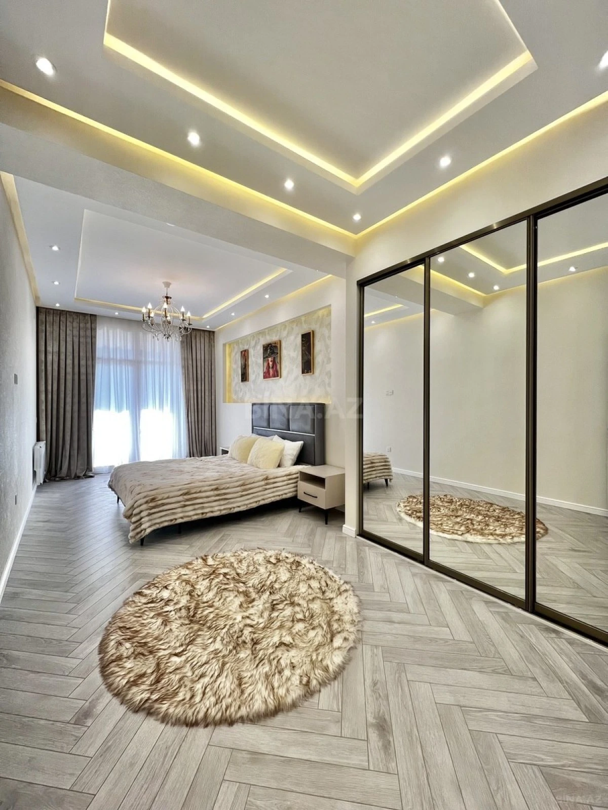 Satılır 3 otaqlı mənzil 99 m²
