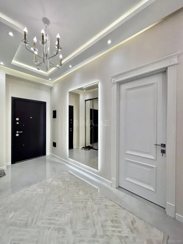 Satılır 3 otaqlı mənzil 99 m²