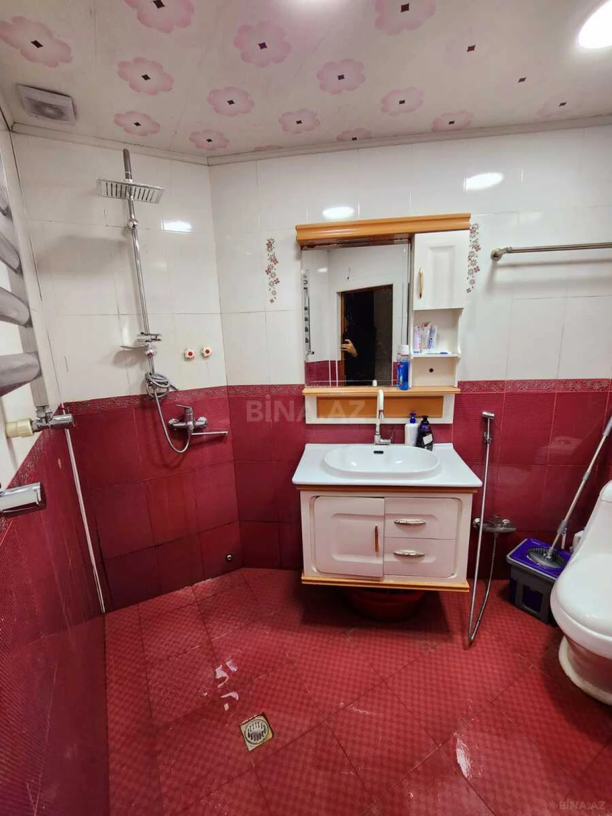 Satılır 2 otaqlı mənzil 70 m²