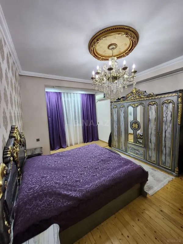 Satılır 2 otaqlı mənzil 70 m²