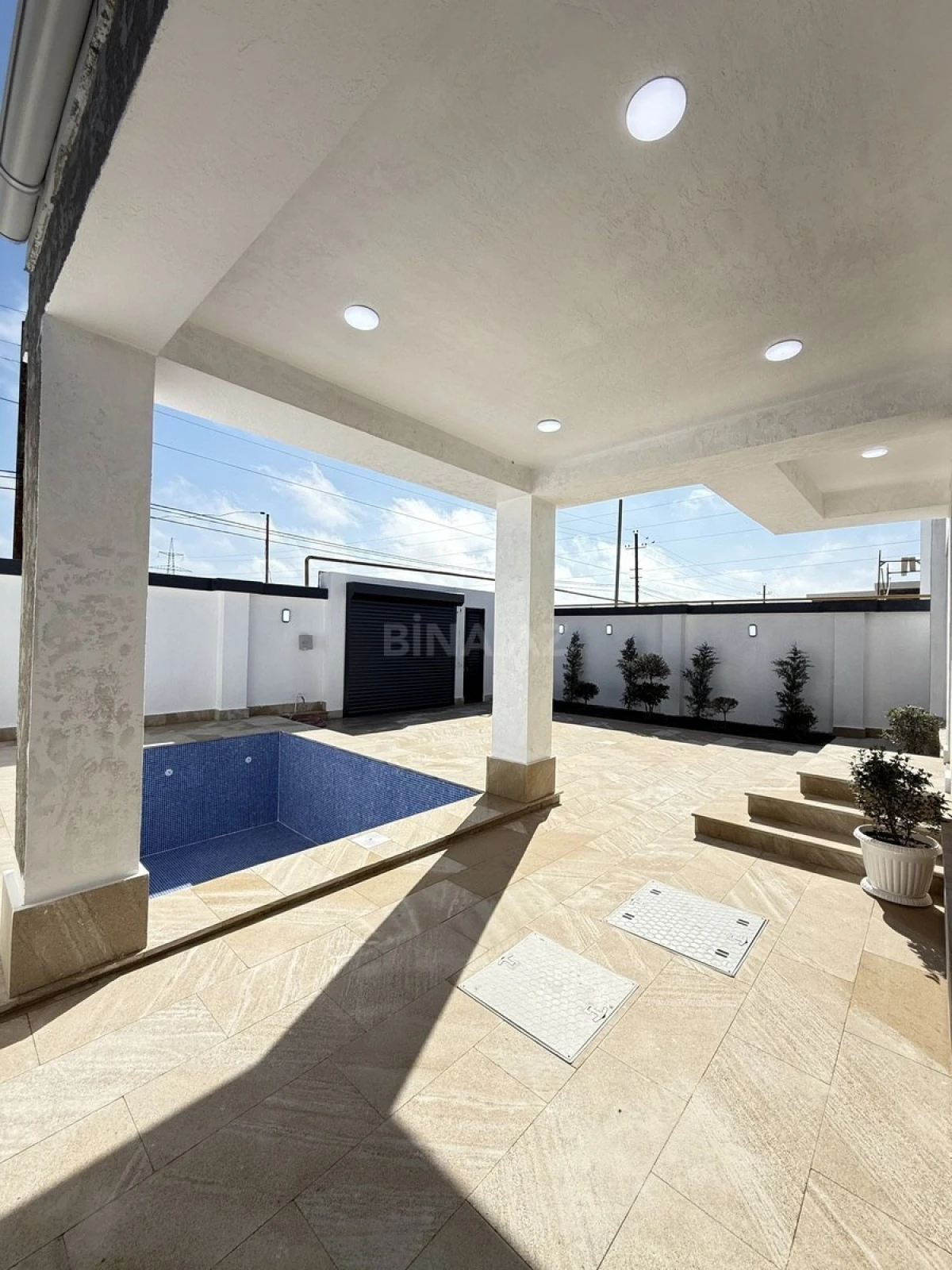 Satılır 4 otaqlı həyət evi 150 m²