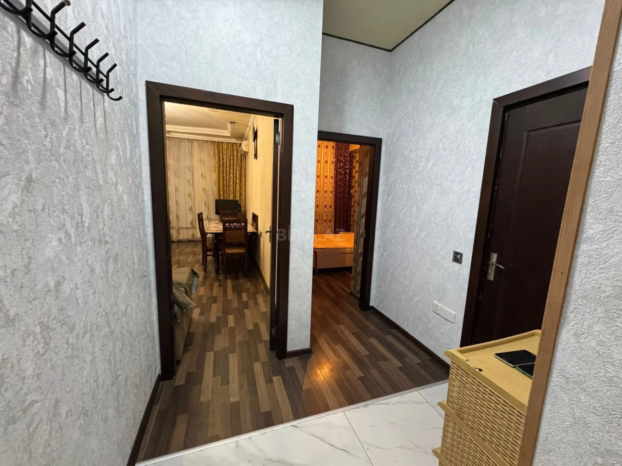 Kirayə verilir 2 otaqlı mənzil 60 m²