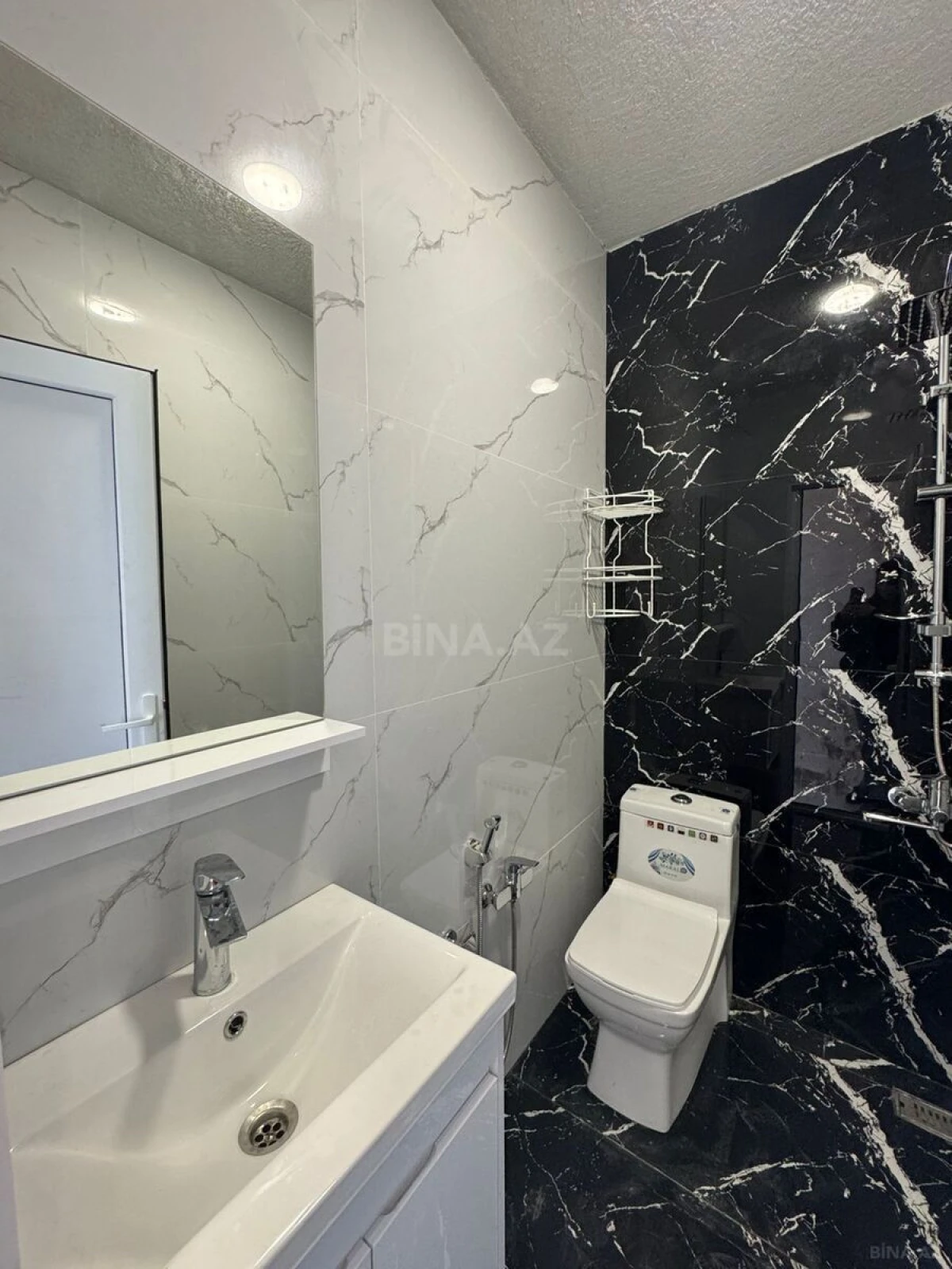 Satılır 4 otaqlı həyət evi 100 m²