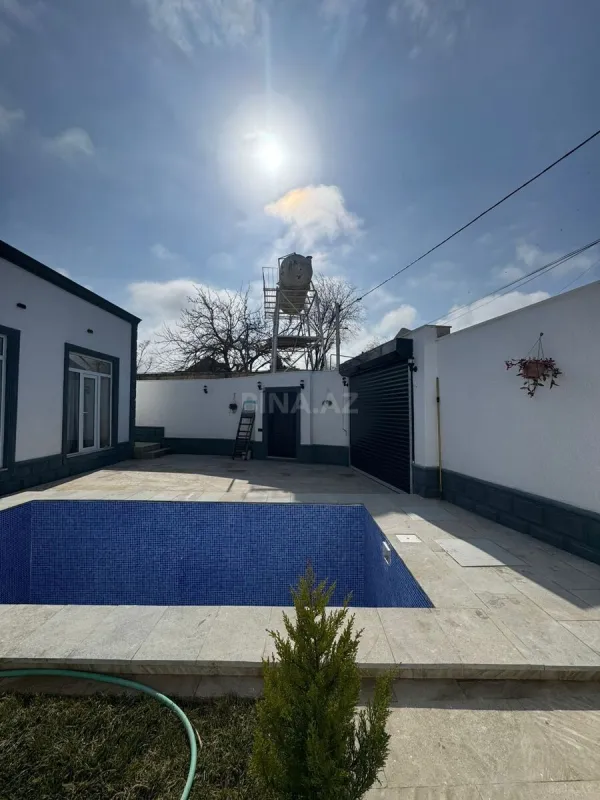 Satılır 4 otaqlı həyət evi 100 m²