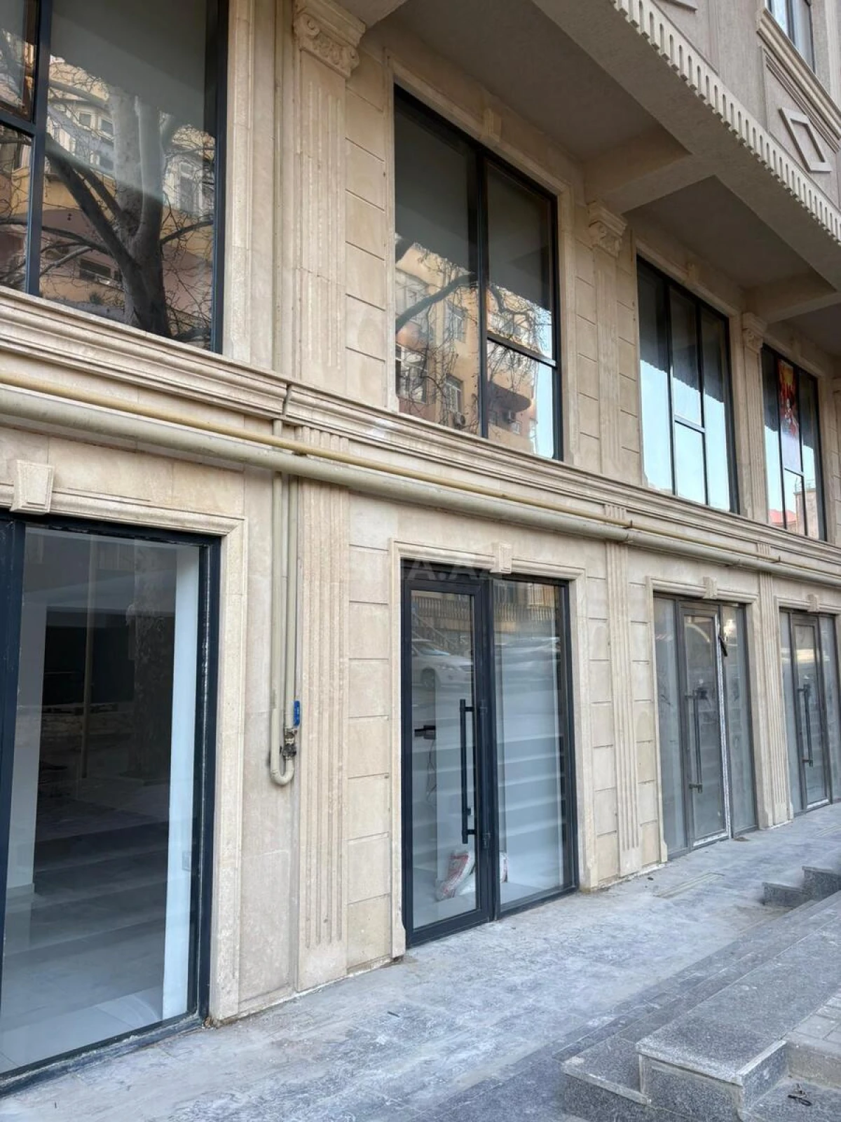 Kirayə verilir obyekt 70 m²