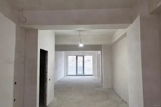 Kirayə verilir obyekt 70 m²