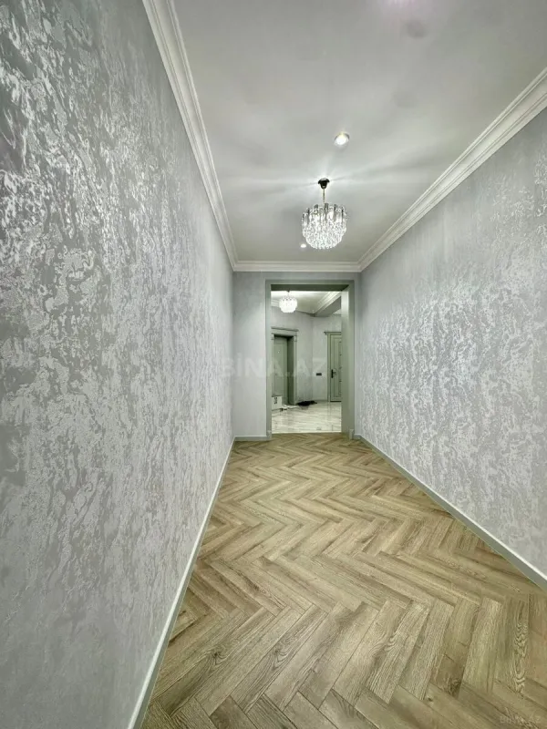 Satılır 3 otaqlı mənzil 150 m²