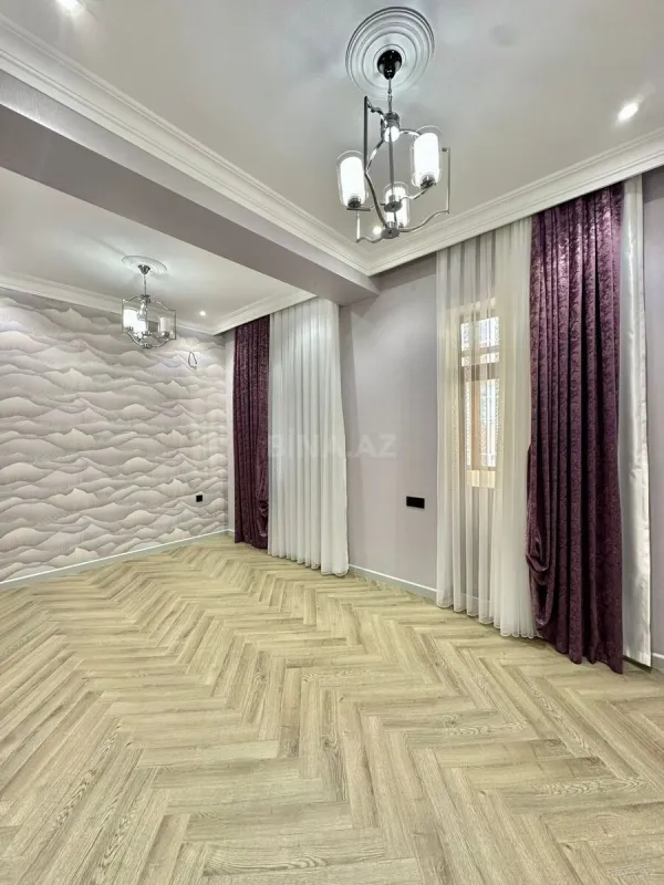 Satılır 3 otaqlı mənzil 150 m²