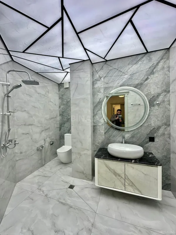 Satılır 3 otaqlı mənzil 150 m²