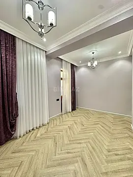 Satılır 3 otaqlı mənzil 150 m²