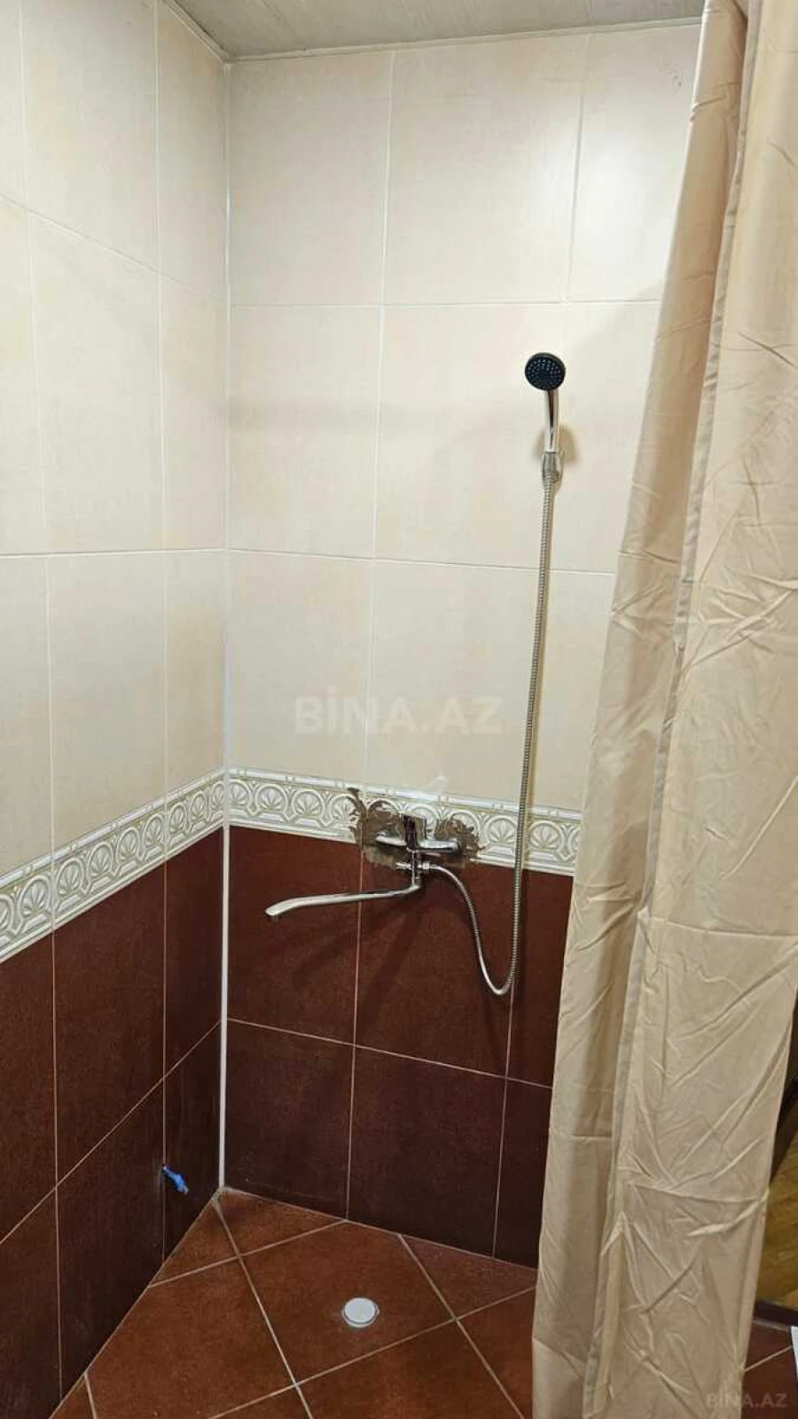 Kirayə verilir 2 otaqlı mənzil 100 m²