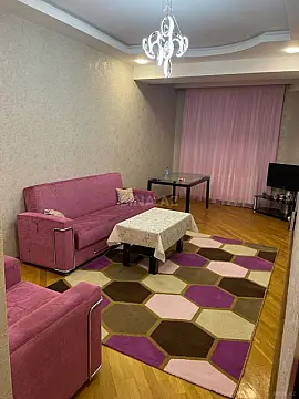 Kirayə verilir 2 otaqlı mənzil 100 m²