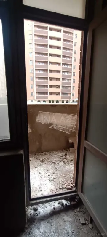 Satılır 2 otaqlı mənzil 120 m²