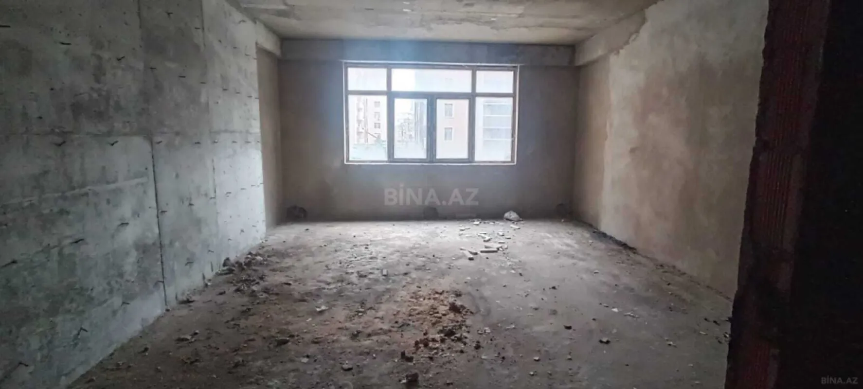Satılır 2 otaqlı mənzil 120 m²