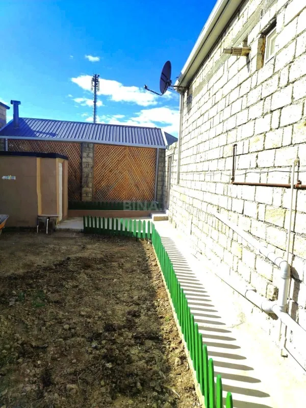 Satılır 4 otaqlı həyət evi 120 m²