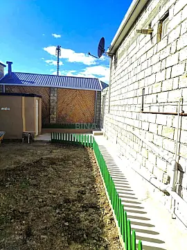 Satılır 4 otaqlı həyət evi 120 m²