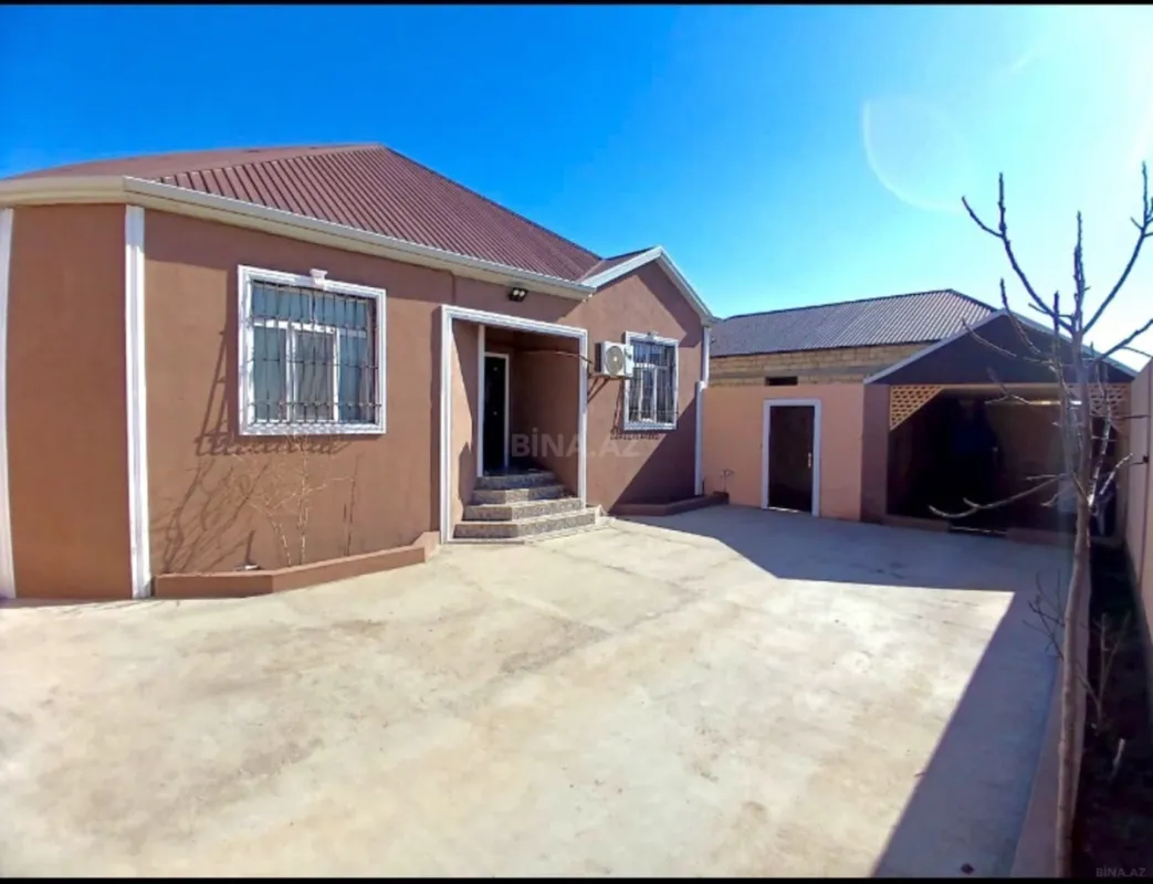 Satılır 4 otaqlı həyət evi 120 m²