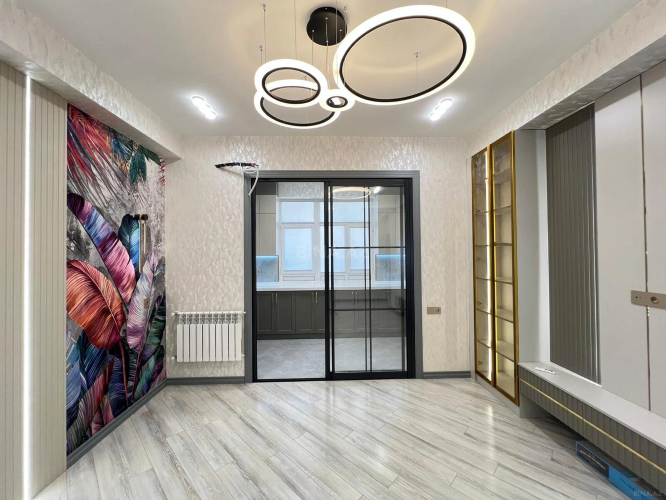 Satılır 3 otaqlı mənzil 96 m²