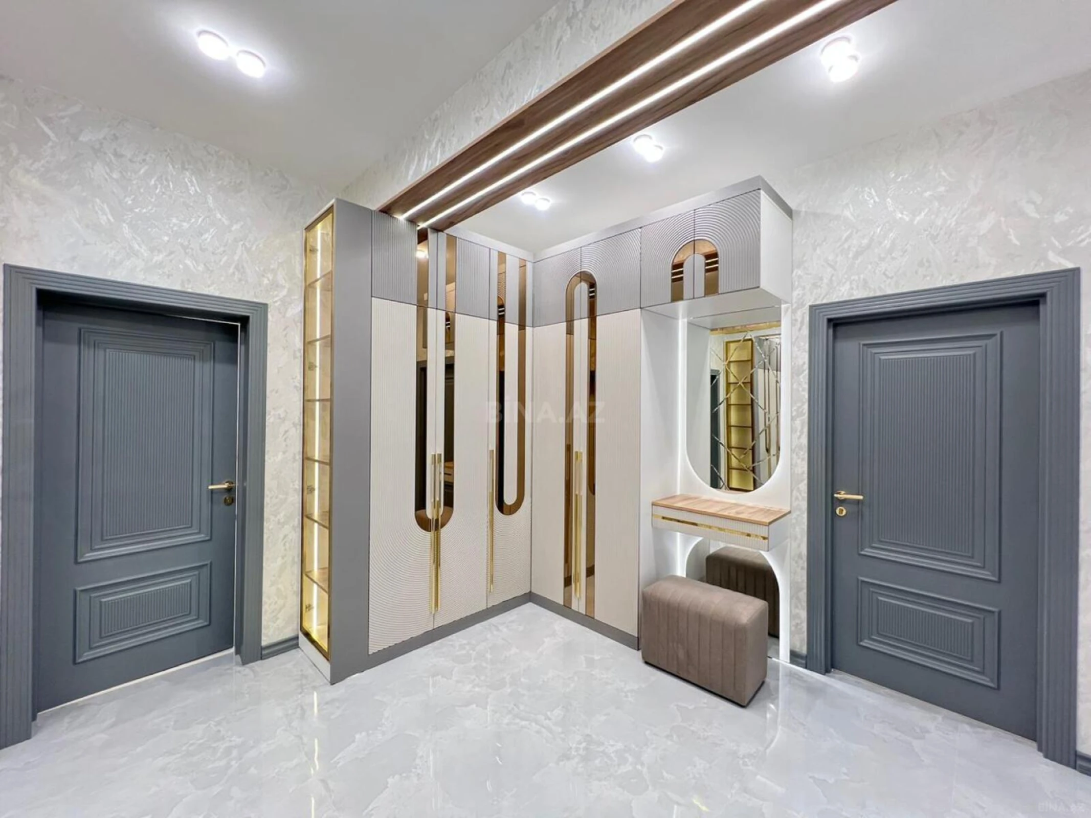 Satılır 3 otaqlı mənzil 96 m²